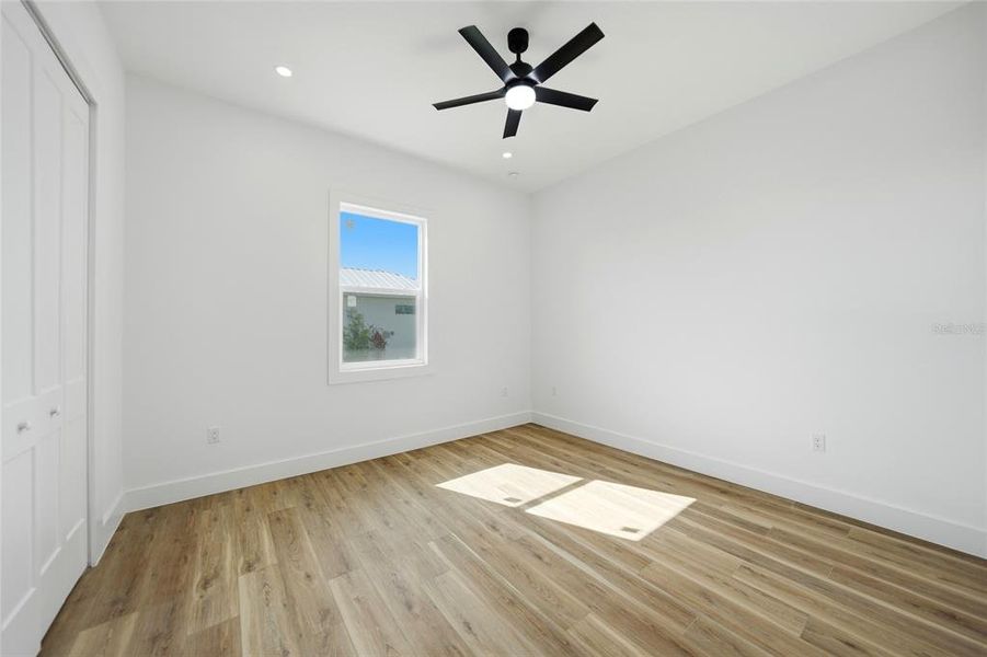 Spacious, unfurnished interior of a new home in , Punta Gorda (Image 31).