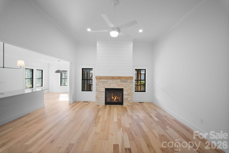 Living Room w/ Fireplace Living Room w/ Fireplace