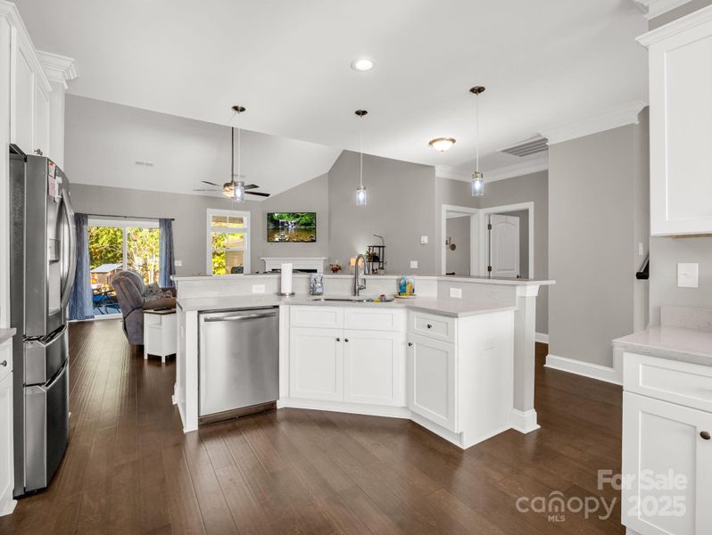 Furnished interior view inside a new home in , Gaffney (Image 31).