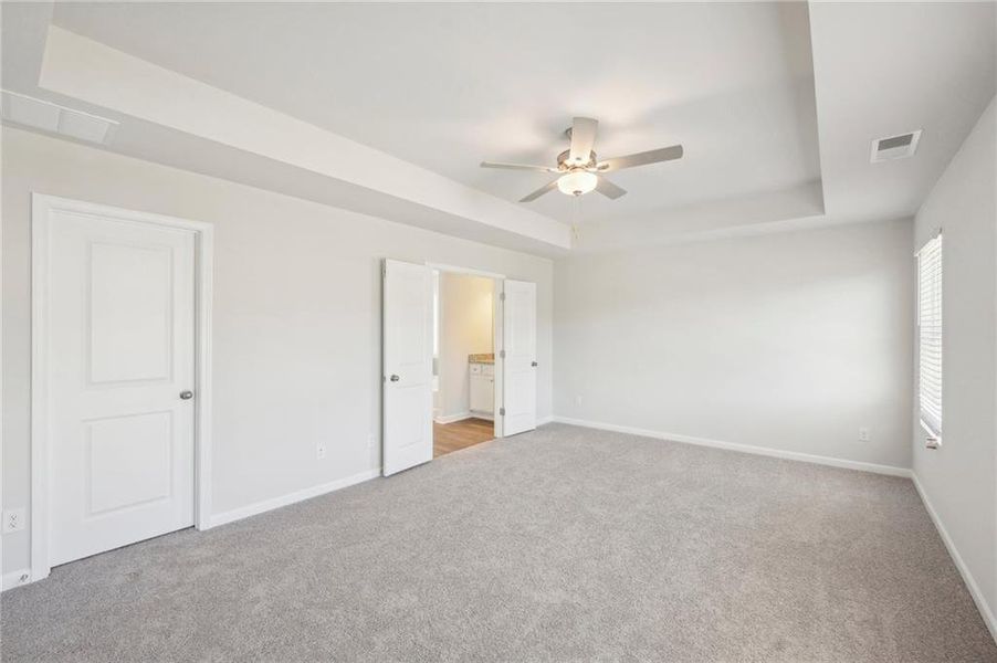 Spacious, unfurnished interior of a new home in Neely Farm, Covington (Image 35).