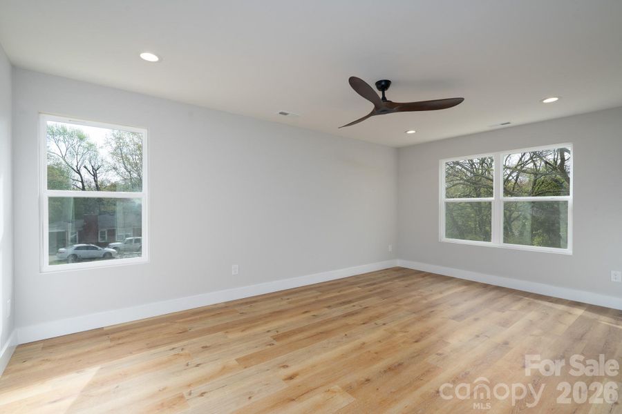 Spacious, unfurnished interior of a new home in , Kannapolis (Image 25).