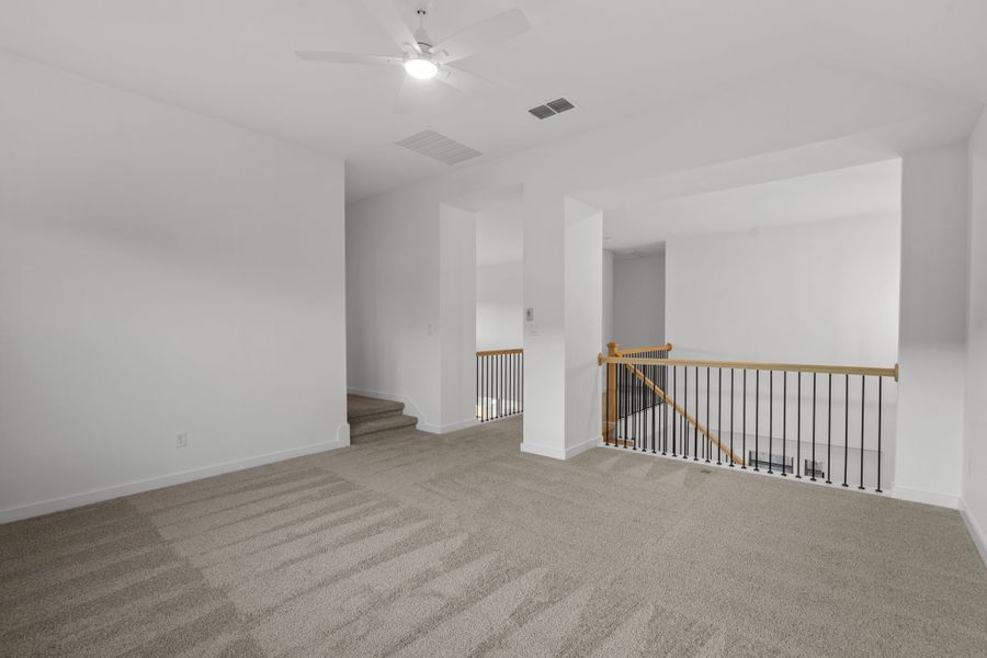 2,904sf New Home in Dripping Springs, TX.  - Slide 25