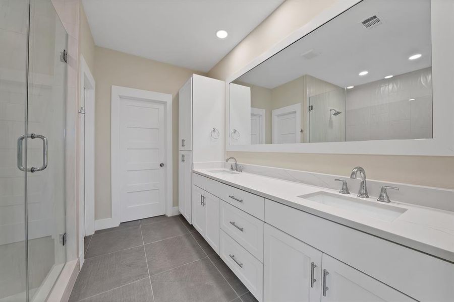 Furnished interior view inside a new home in , The Colony (Image 13).