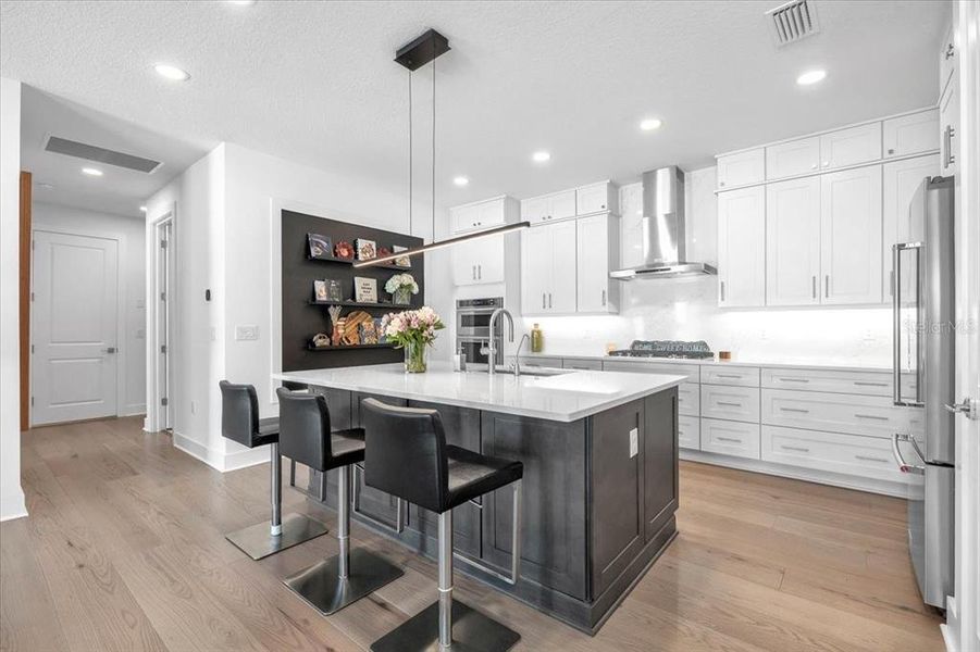 Furnished interior view inside a new home in , Venice (Image 45).