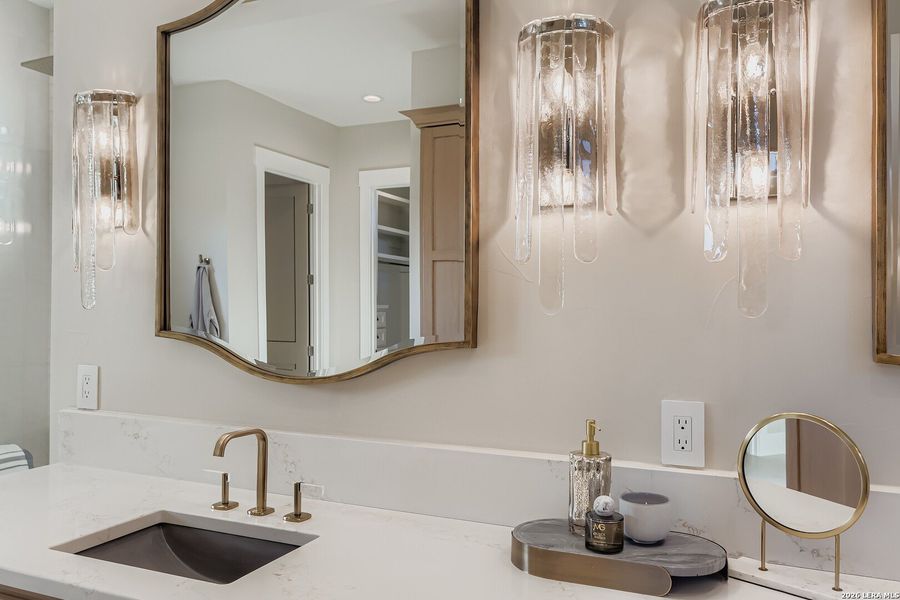 Close-up of interior finishes inside a home in Pecan Springs, Boerne (Image 22).