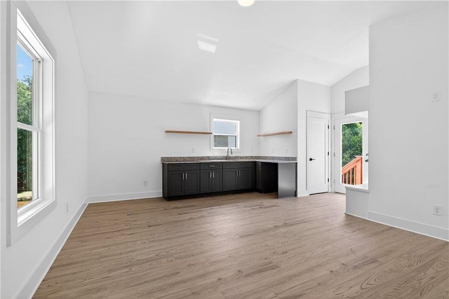 Spacious, unfurnished interior of a new home in , Atlanta (Image 45).