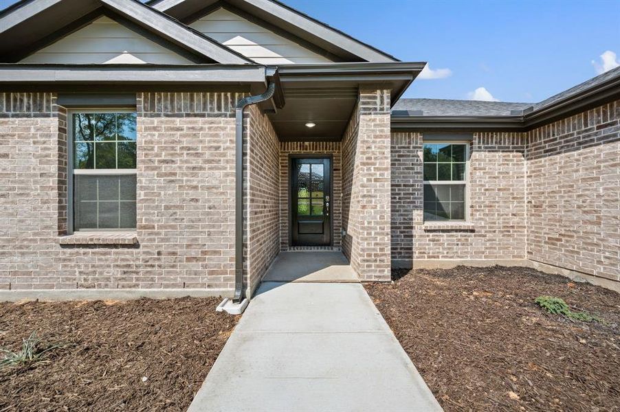 Exterior details and patio area of a home in Runaway Bay, Runaway Bay (Image 3). Exterior details and patio area of a home in Runaway Bay, Runaway Bay (Image 3).