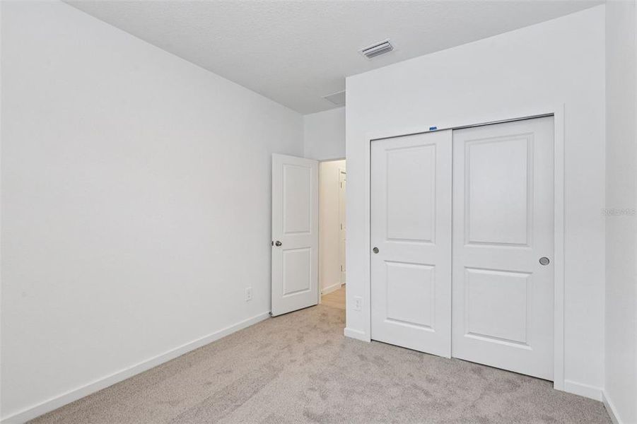 Spacious, unfurnished interior of a new home in , Palm Coast (Image 10).