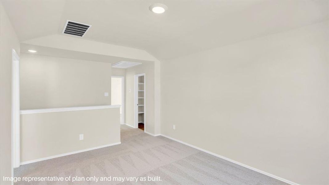 Spacious, unfurnished interior of a new home in California Meadows, Arlington (Image 10).