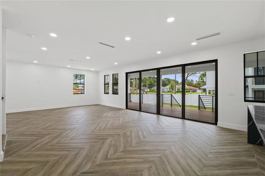 Spacious, unfurnished interior of a new home in , Oldsmar (Image 21). Spacious, unfurnished interior of a new home in , Oldsmar (Image 21).