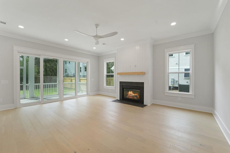 Spacious, unfurnished interior of a new home in , Johns Island (Image 38).