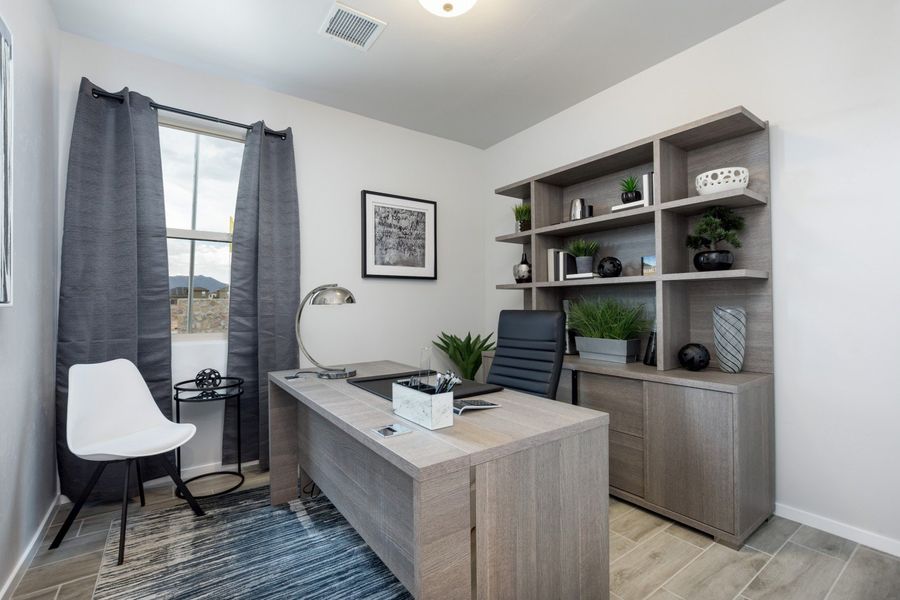 Furnished interior view inside a new home in Paseo Del Este, El Paso (Image 15). Furnished interior view inside a new home in Paseo Del Este, El Paso (Image 15).