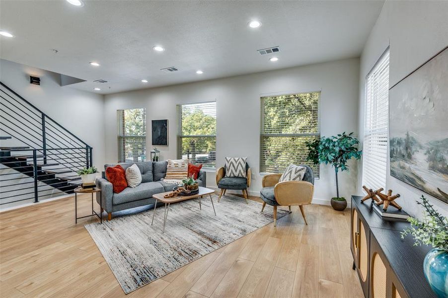 These photos are of 504 S OConnor. Please note that the buyer can make selections for items such as cabinets, faucets, tile, countertops, and other finishes. These photos are of 504 S OConnor. Please note that the buyer can make selections for items such as cabinets, faucets, tile, countertops, and other finishes.