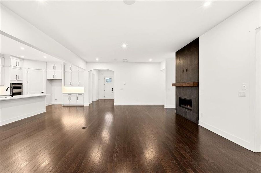 Spacious, unfurnished interior of a new home in , Cumming (Image 40).