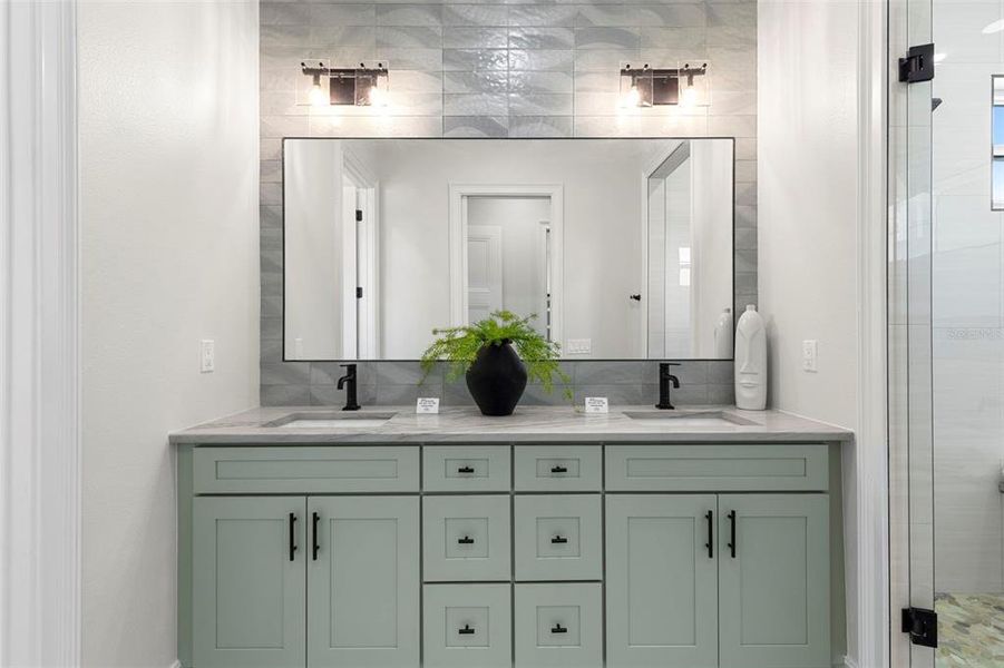 Furnished interior view inside a new home in , St. Petersburg (Image 54).