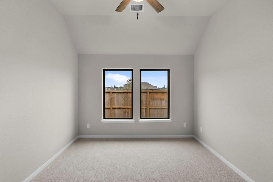 Spacious, unfurnished interior of a new home in Escondido, Magnolia (Image 17).