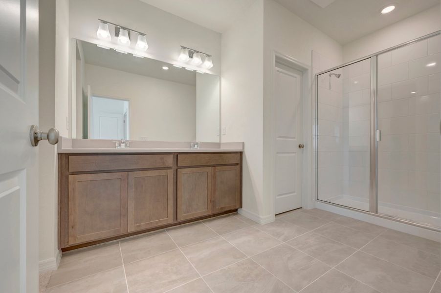 Owner's Bath Owner's Bath