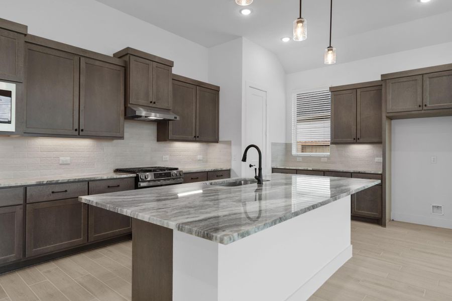 Furnished interior view inside a new home in Riceland, Mont Belvieu (Image 10).