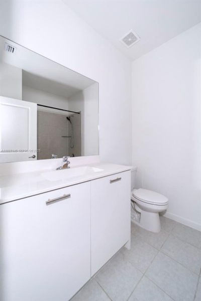 Furnished interior view inside a new home in , Miami (Image 7). Furnished interior view inside a new home in , Miami (Image 7).