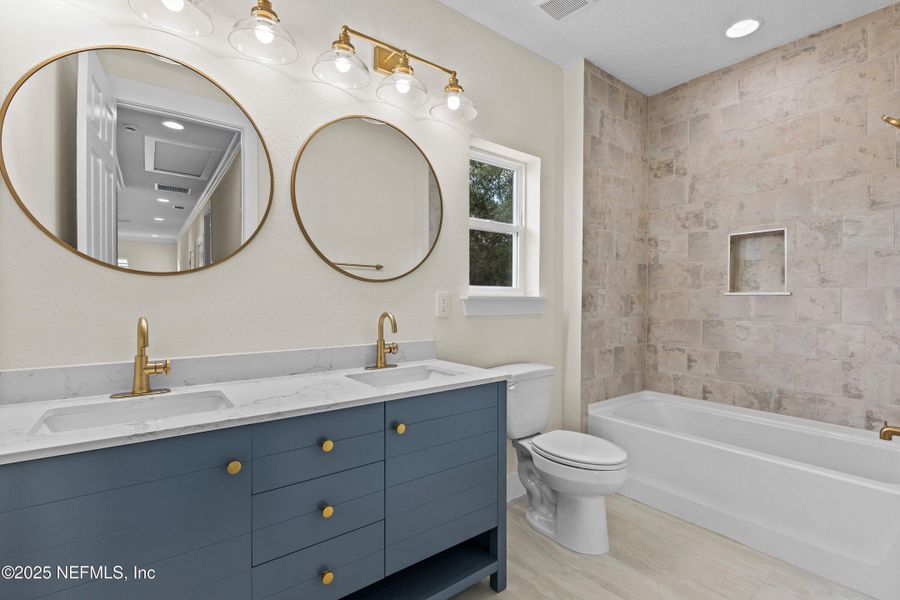 Furnished interior view inside a new home in , Orange Park (Image 7).