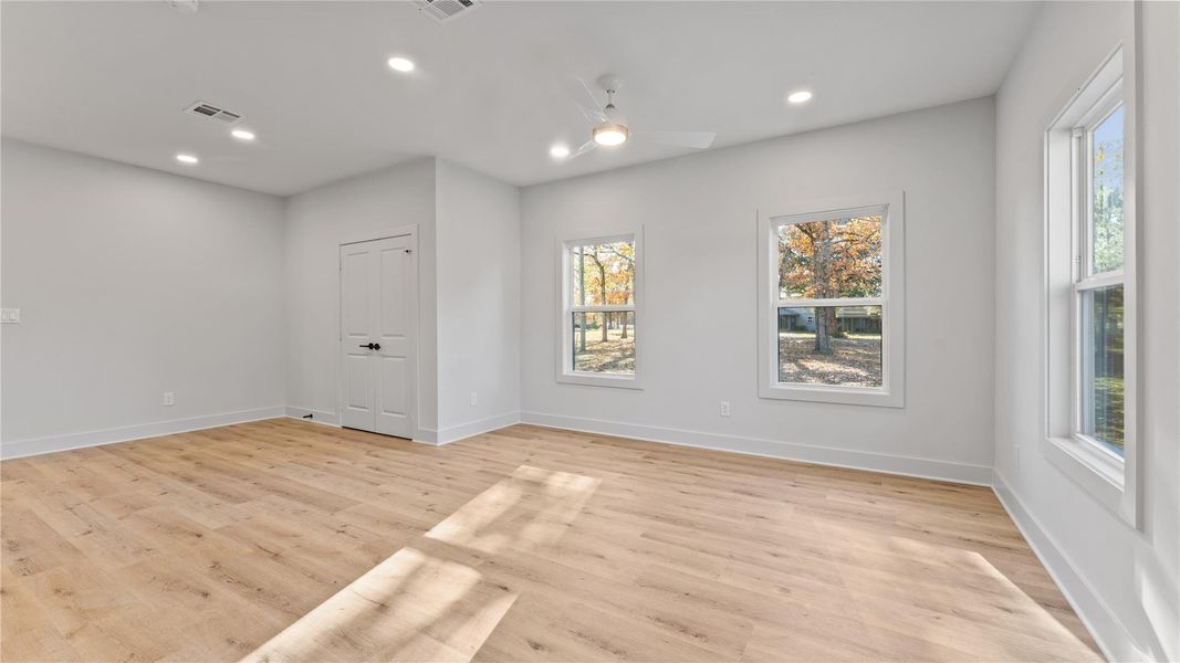 Spacious, unfurnished interior of a new home in , Livingston (Image 40). Spacious, unfurnished interior of a new home in , Livingston (Image 40).