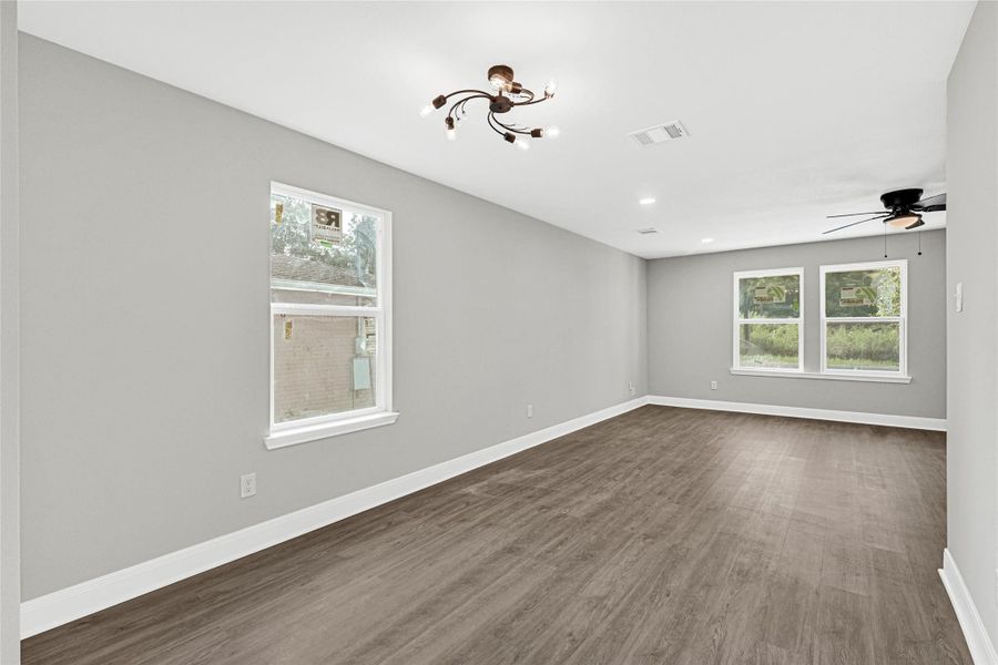 Spacious, unfurnished interior of a new home in , Texas City (Image 5). Spacious, unfurnished interior of a new home in , Texas City (Image 5).
