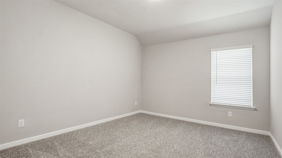 Spacious, unfurnished interior of a new home in Eden Ranch, Arlington (Image 19).