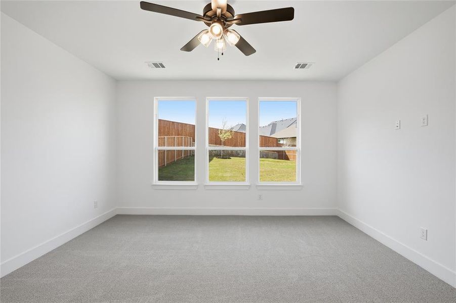 Spacious, unfurnished interior of a new home in Talon Hills, Fort Worth (Image 27). Spacious, unfurnished interior of a new home in Talon Hills, Fort Worth (Image 27).