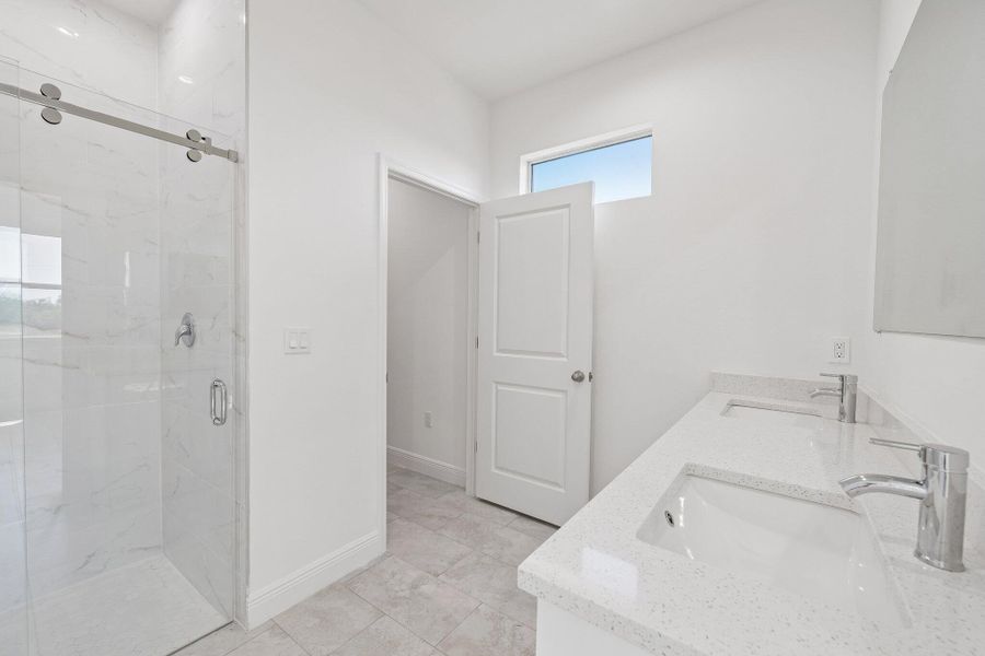 22-web-or-mls-S Castle Cir-S2204-022