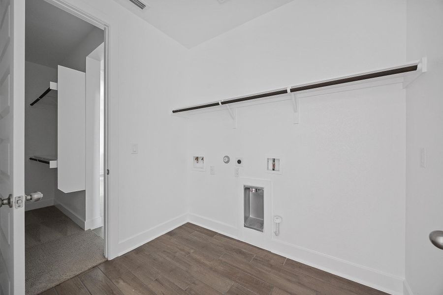 Spacious, unfurnished interior of a new home in Flora - 60', Hutto (Image 29).