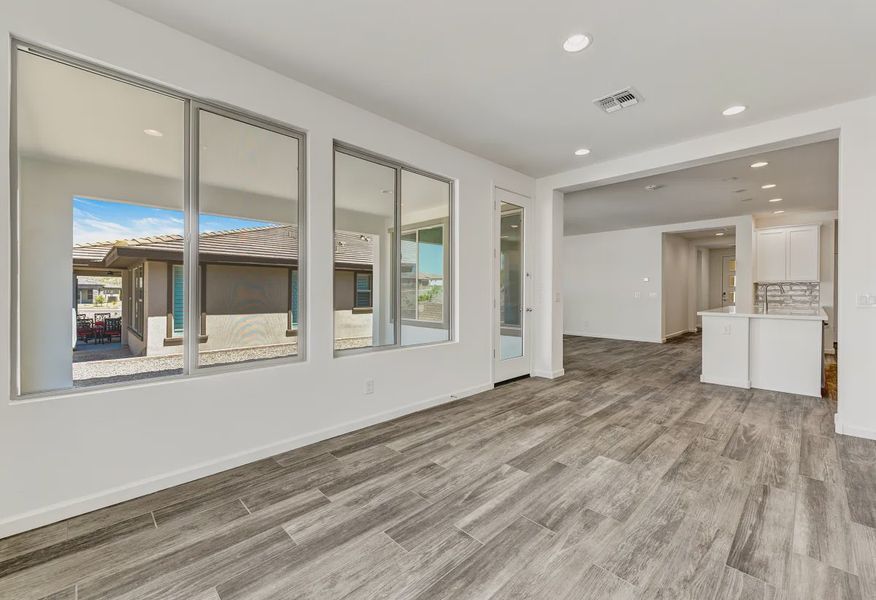 Dining - 13 of 25 Dining - 13 of 25