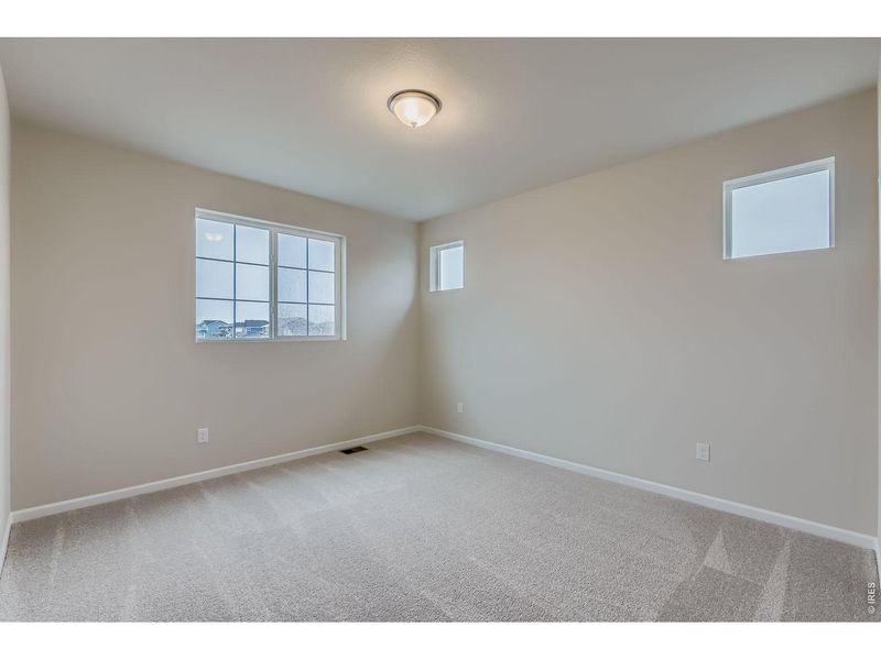 Spacious, unfurnished interior of a new home in Country Club Reserve, Fort Collins (Image 24). Spacious, unfurnished interior of a new home in Country Club Reserve, Fort Collins (Image 24).