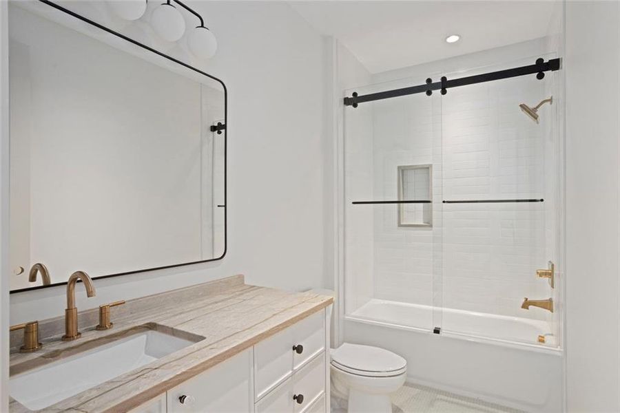 Furnished interior view inside a new home in , Atlanta (Image 6).