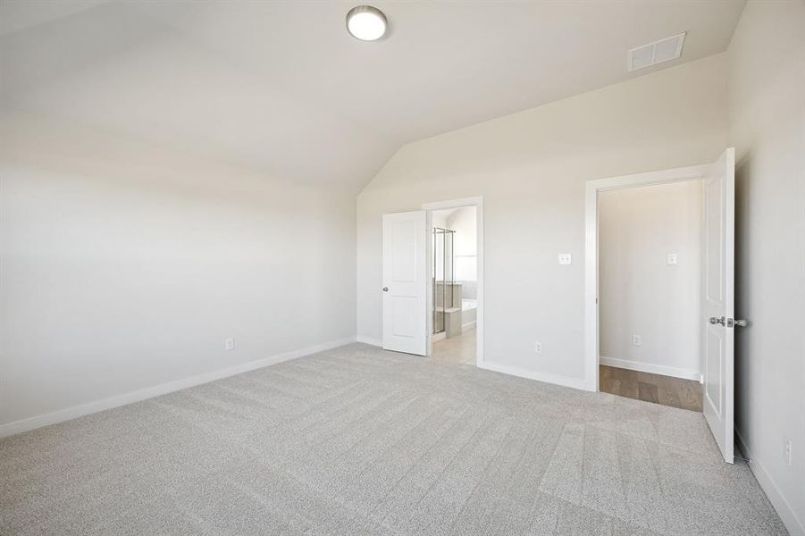 Spacious, unfurnished interior of a new home in Freeman Farms, Kaufman (Image 19). Spacious, unfurnished interior of a new home in Freeman Farms, Kaufman (Image 19).