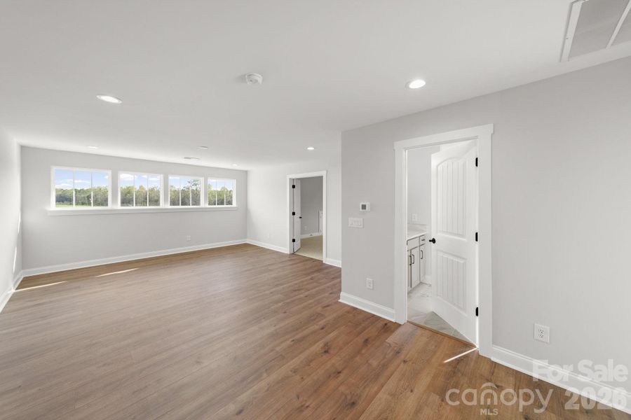 Spacious, unfurnished interior of a new home in , Lancaster (Image 32).