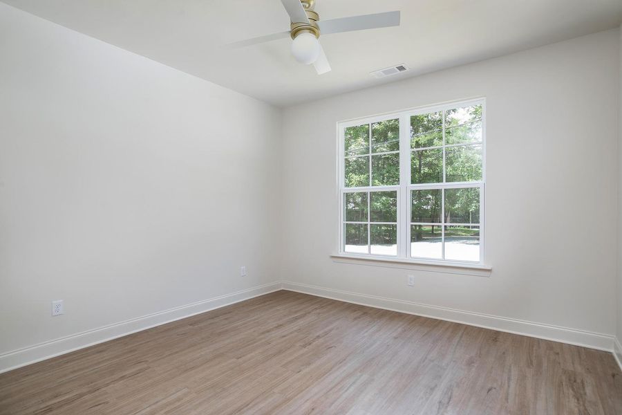 Spacious, unfurnished interior of a new home in Storyvale, Hixson (Image 9).