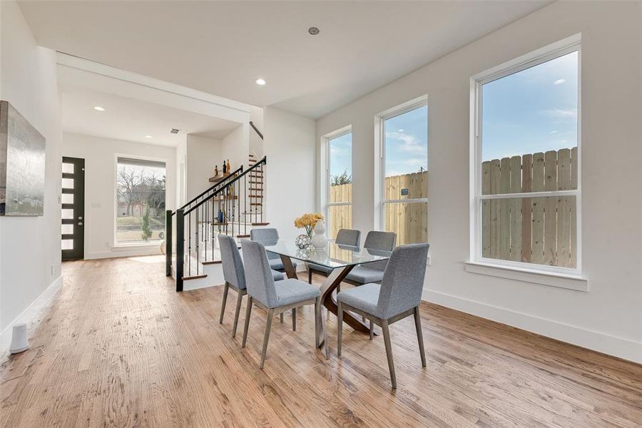 Furnished interior view inside a new home in , Dallas (Image 34).