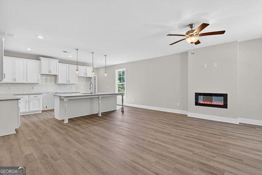 Spacious, unfurnished interior of a new home in The Park at Gainesville Township, Gainesville (Image 22).