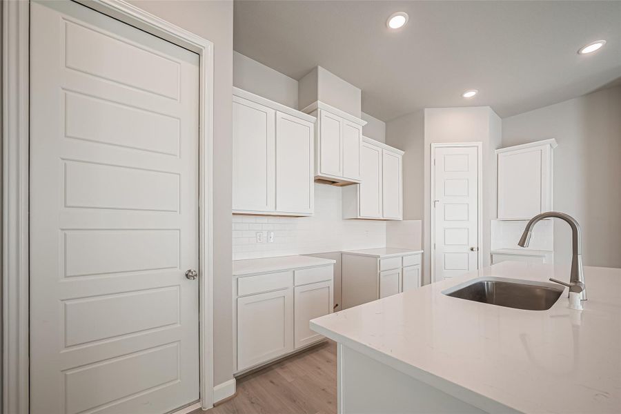 Furnished interior view inside a new home in Regents Court, Houston (Image 8).