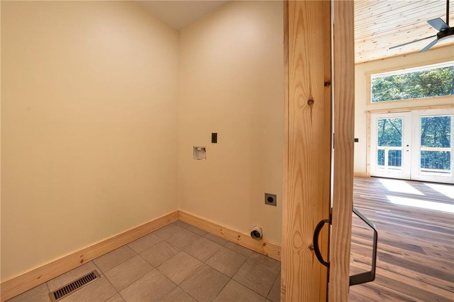 Image 27 of a home in .