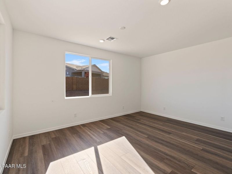 Spacious, unfurnished interior of a new home in Westwood, Prescott (Image 22).