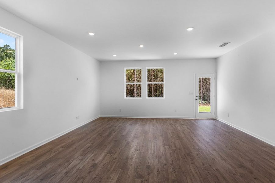 Representative unfurnished interior of a home built from the Moreland by Taylor Morrison in Heritage River, Euharlee (Image 8).