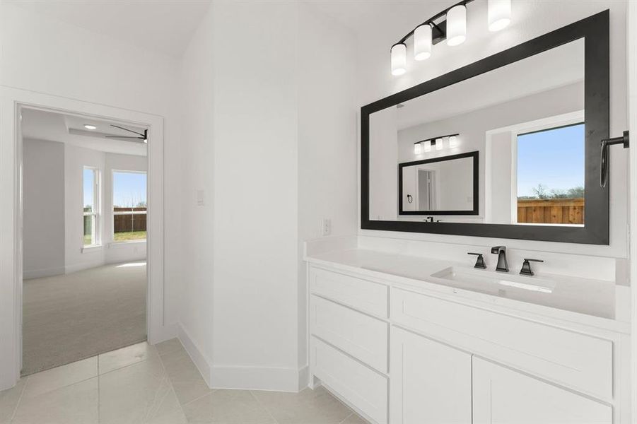 Furnished interior view inside a new home in Inspiration, Lucas (Image 19).