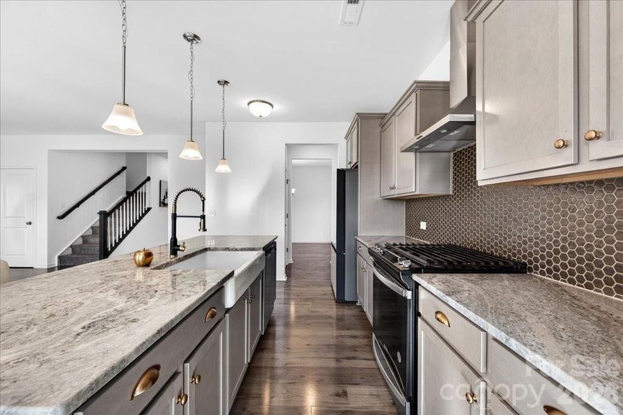 Stunning granite counter tops Stunning granite counter tops