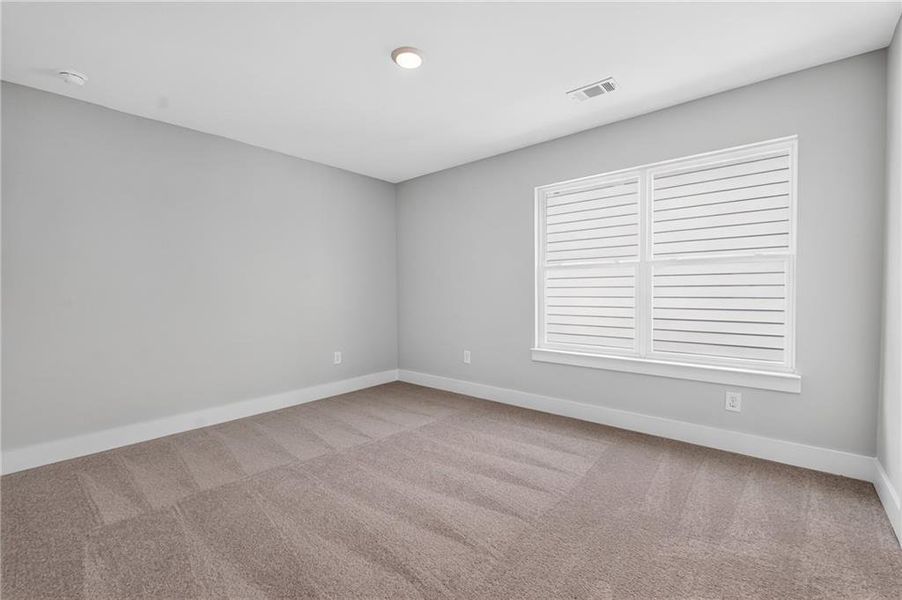 Spacious, unfurnished interior of a new home in Twin Lakes, Hoschton (Image 19).