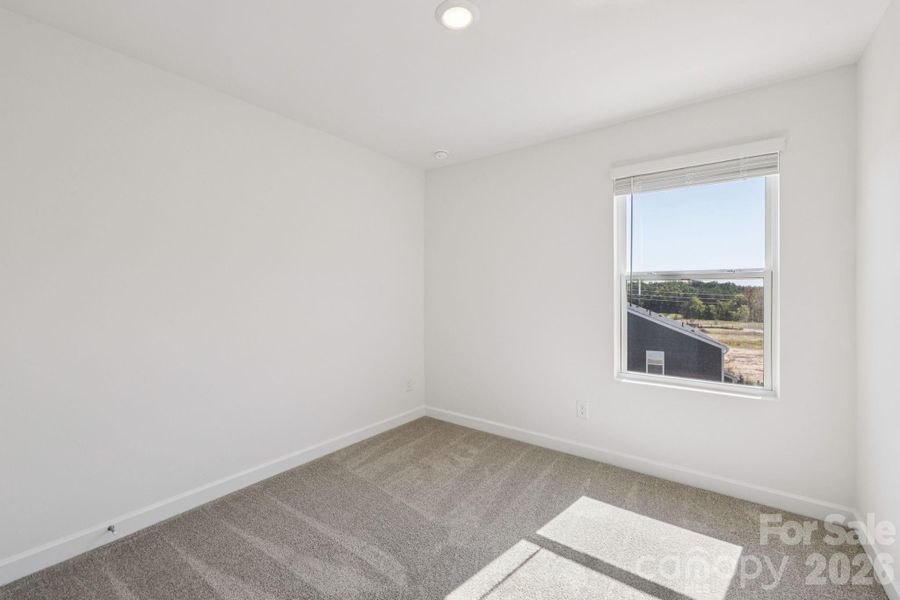 Spacious, unfurnished interior of a new home in , Fort Mill (Image 15).