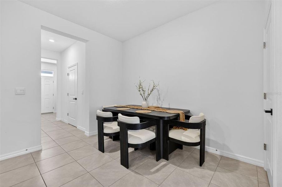 Furnished interior view inside a new home in Mangrove Point, Apollo Beach (Image 32).