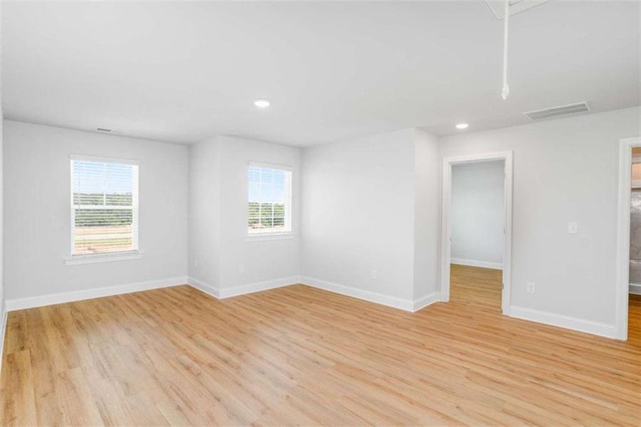 Spacious, unfurnished interior of a new home in , Bonaire (Image 10). Spacious, unfurnished interior of a new home in , Bonaire (Image 10).