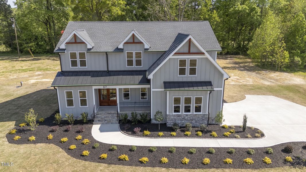 67FarmsteadCt-Drone-3