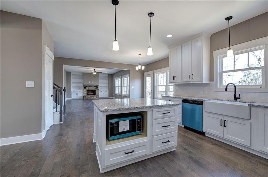 Furnished interior view inside a new home in , Cartersville (Image 15). Furnished interior view inside a new home in , Cartersville (Image 15).